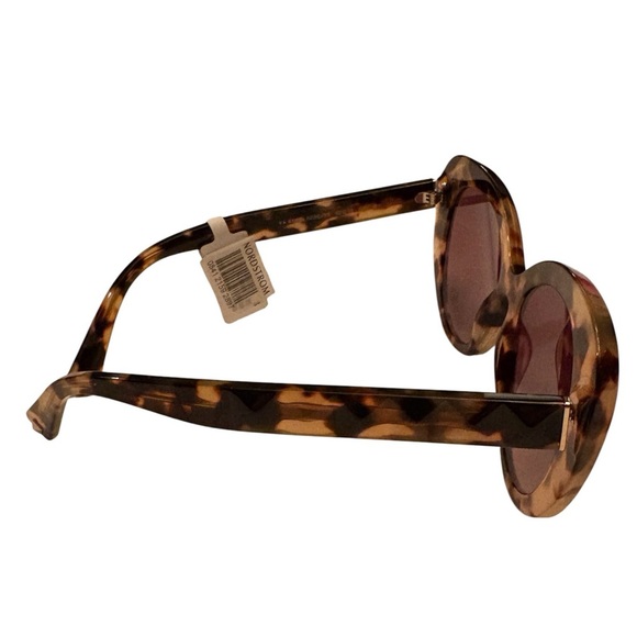 Disney Christmas 2025 Lil Rin Rin Plush Badge Red New